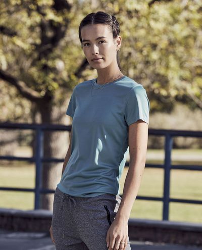 Basic Active-T Women